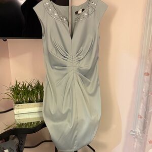 Elegant Embellished Cap-Sleeve Dress in Light Gray